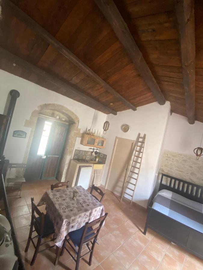 Casa Martina Villa Palazzolo Acreide Exterior photo